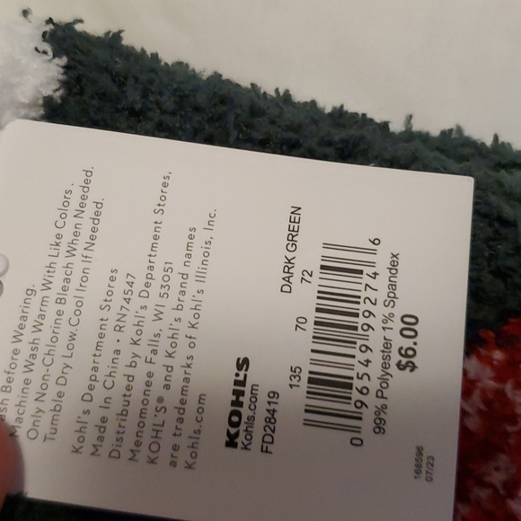 NWT cozy socks - Picture 3 of 4